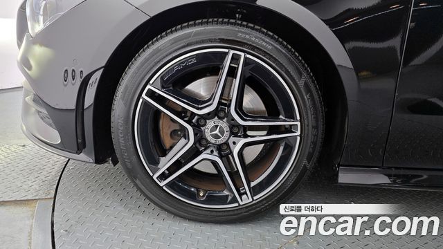 Mercedes-Benz CLA-Class 2022 — photo 5