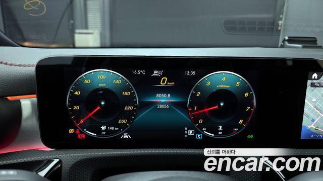 Mercedes-Benz CLA-Class 2022 — photo 11