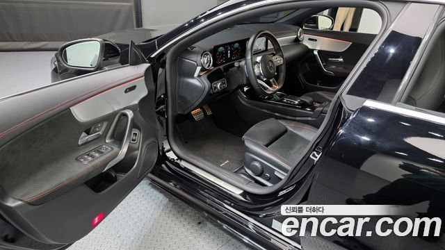 Mercedes-Benz CLA-Class 2022 — photo 13
