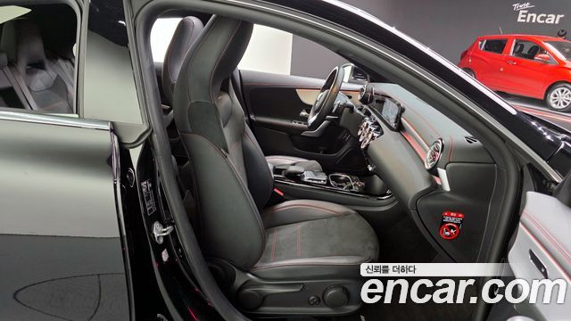Mercedes-Benz CLA-Class 2022 — photo 17