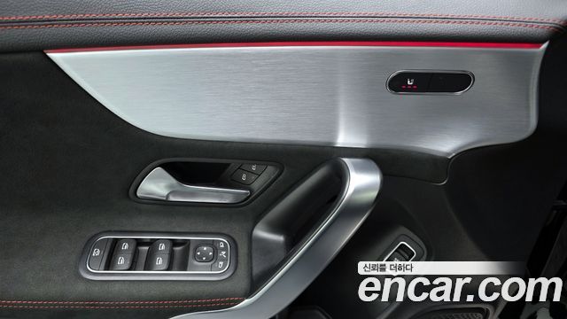Mercedes-Benz CLA-Class 2022 — photo 20