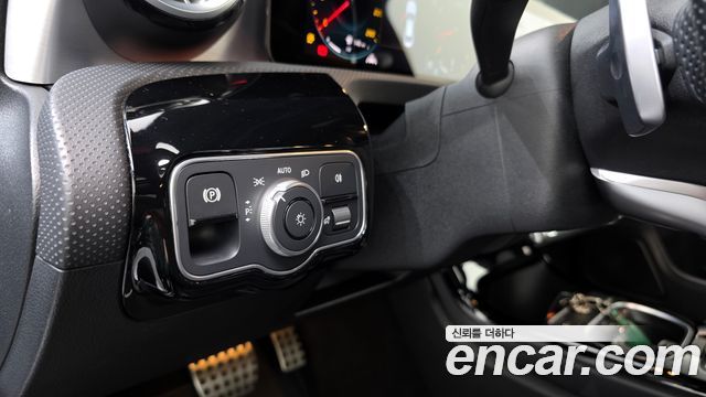 Mercedes-Benz CLA-Class 2022 — photo 21