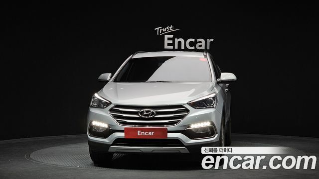 Hyundai Santafe 2016 — photo 3