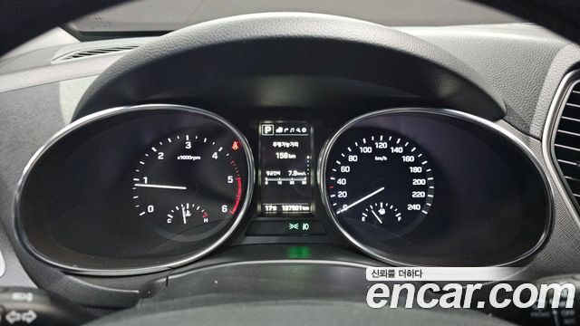 Hyundai Santafe 2016 — photo 8