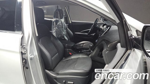 Hyundai Santafe 2016 — photo 10