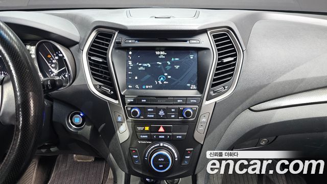 Hyundai Santafe 2016 — photo 14
