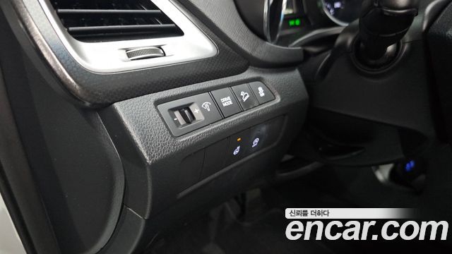 Hyundai Santafe 2016 — photo 16