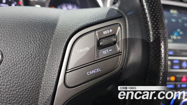 Hyundai Santafe 2016 — photo 19