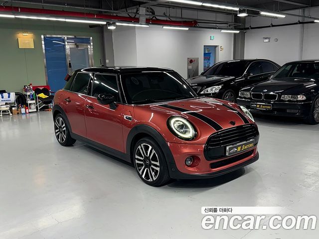 Mini Cooper 2020 — photo 3