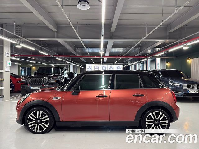 Mini Cooper 2020 — photo 4