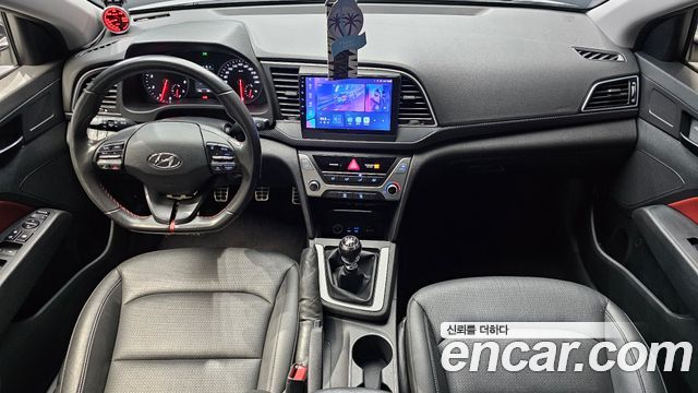 Hyundai AVANTE 2016 — photo 7