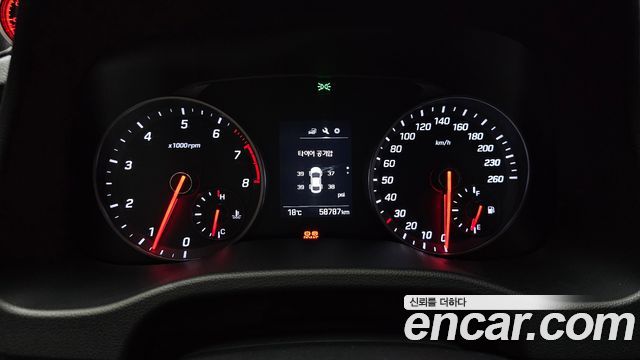 Hyundai AVANTE 2016 — photo 8