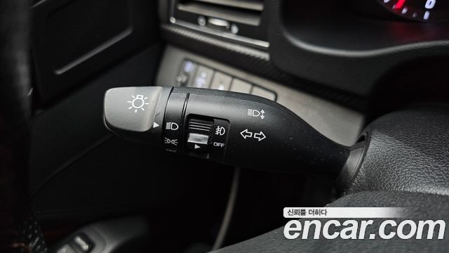 Hyundai AVANTE 2016 — photo 19