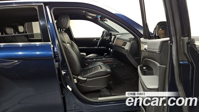 KG Mobility Rexton 2018 — photo 11