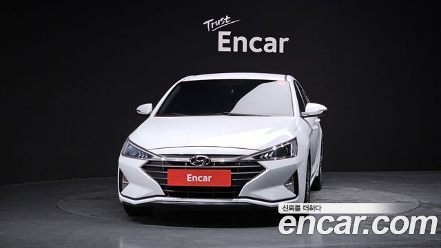 Hyundai AVANTE 2019 — photo 3