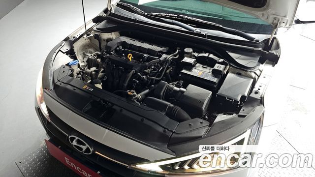 Hyundai AVANTE 2019 — photo 6