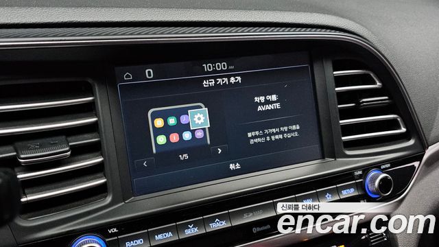 Hyundai AVANTE 2019 — photo 15