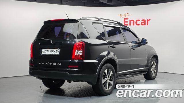 KG Mobility Rexton 2016 — photo 2