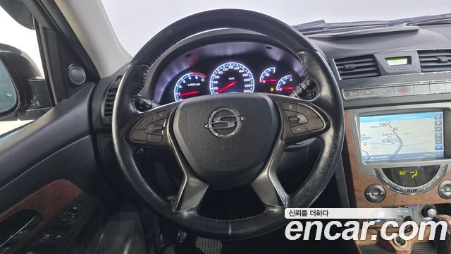 KG Mobility Rexton 2016 — photo 11