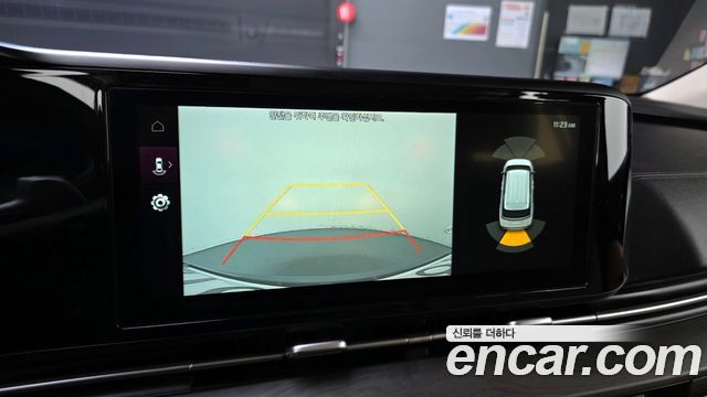 Kia Canival 2021 — photo 16