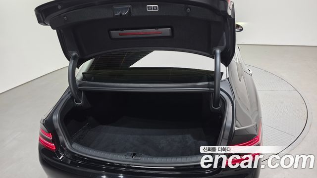 Genesis G80 2022 — photo 20