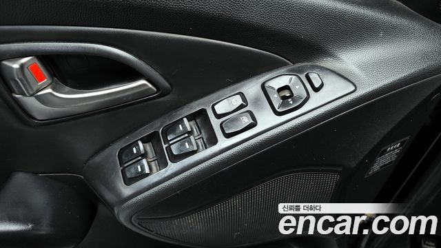 Hyundai Tucson 2010 — photo 17