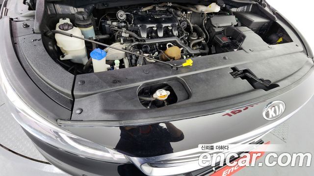 Kia Canival 2016 — photo 6