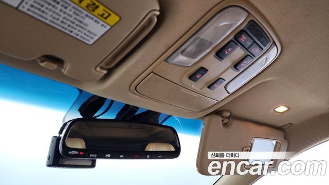 Kia Canival 2016 — photo 26