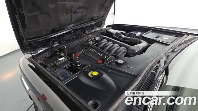 Jaguar XJ-8 2000 — photo 6