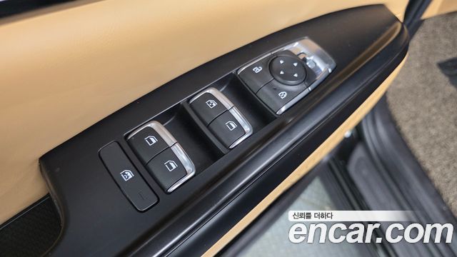 Kia Canival 2022 — photo 12