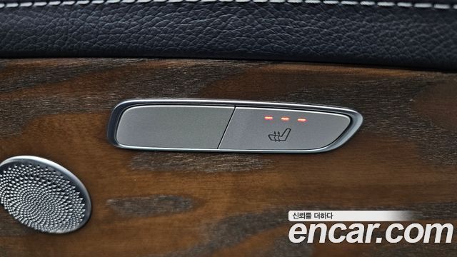 Mercedes-Benz E-Class 2018 — photo 18