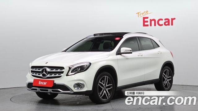 Mercedes-Benz GLA-Class 2019 — photo 1