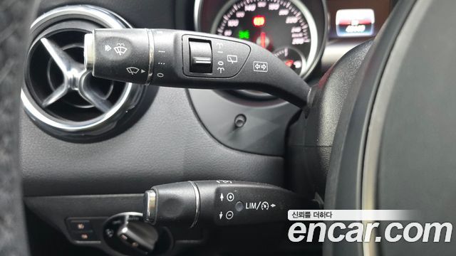 Mercedes-Benz GLA-Class 2019 — photo 22