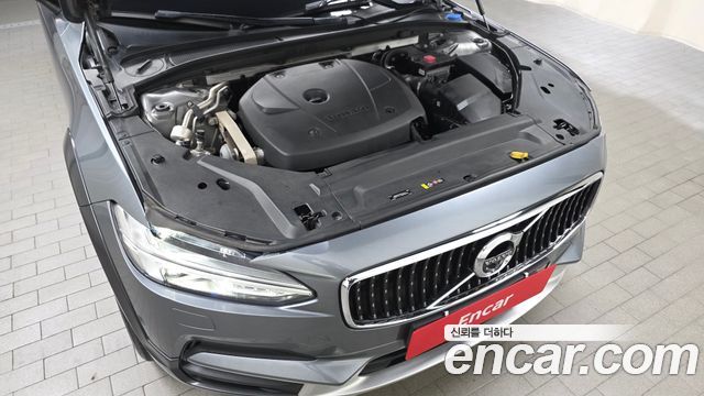 Volvo V90 2019 — photo 6