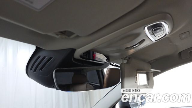 Volvo V90 2019 — photo 24
