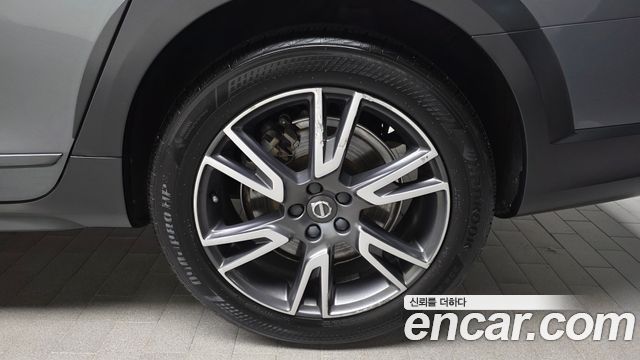 Volvo V90 2019 — photo 7