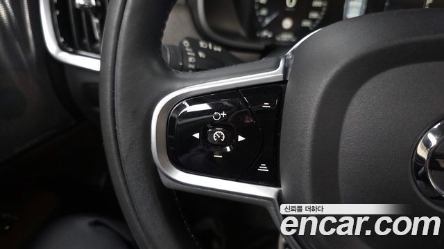 Volvo V90 2019 — photo 27
