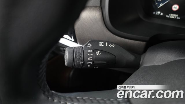 Volvo V90 2019 — photo 36