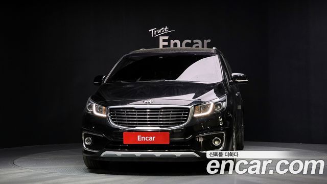 Kia Canival 2016 — photo 3