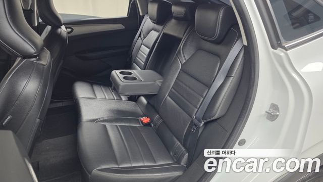 Renault Korea XM3 2023 — photo 12