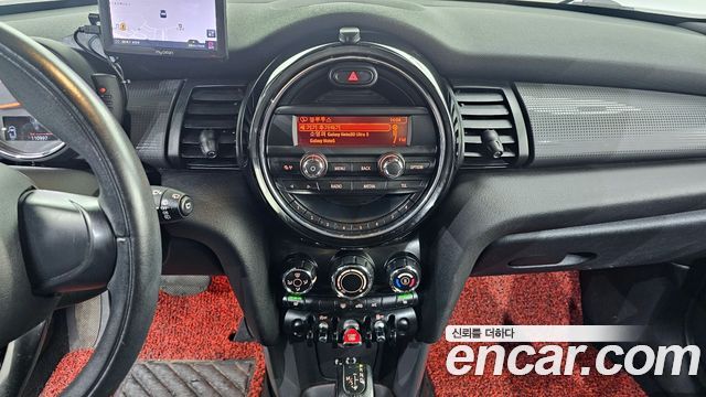 Mini Cooper 2014 — photo 14