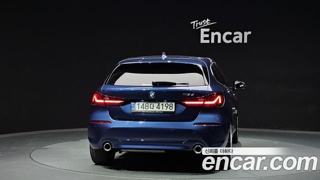 BMW 1-Series 2021 — photo 4