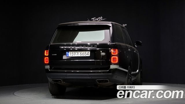 Land Rover Range Rover 2018 — photo 4