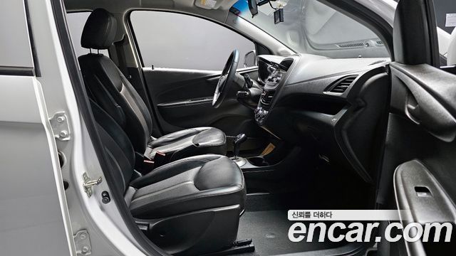 Chevrolet Korea Spark 2019 — photo 11