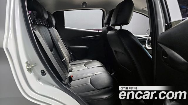 Chevrolet Korea Spark 2019 — photo 12
