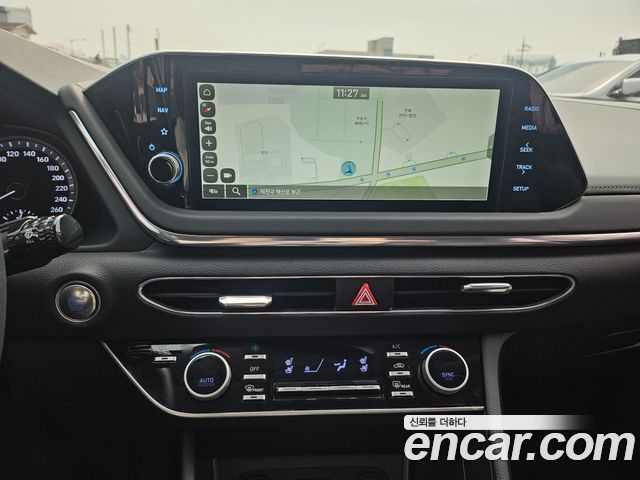Hyundai Sonata 2023 — photo 10