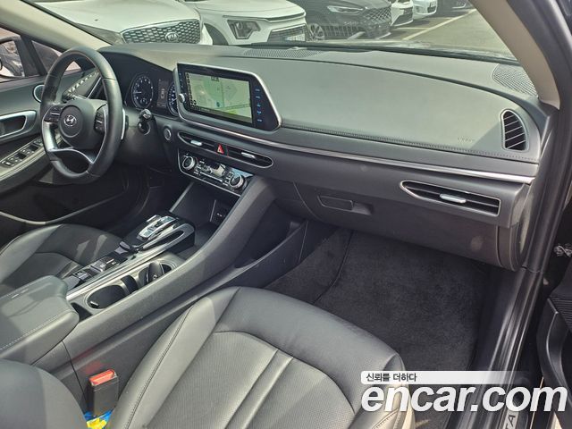 Hyundai Sonata 2023 — photo 19