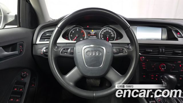 Audi A4 2012 — photo 15