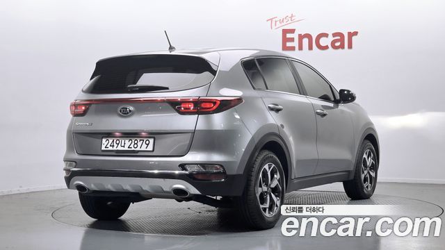 Kia Sportage 2021 — photo 2