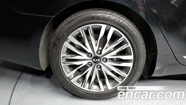 Kia K7 2021 — photo 5